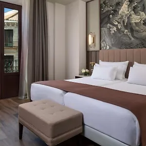 Otel Nh Collection Victoria, Granada